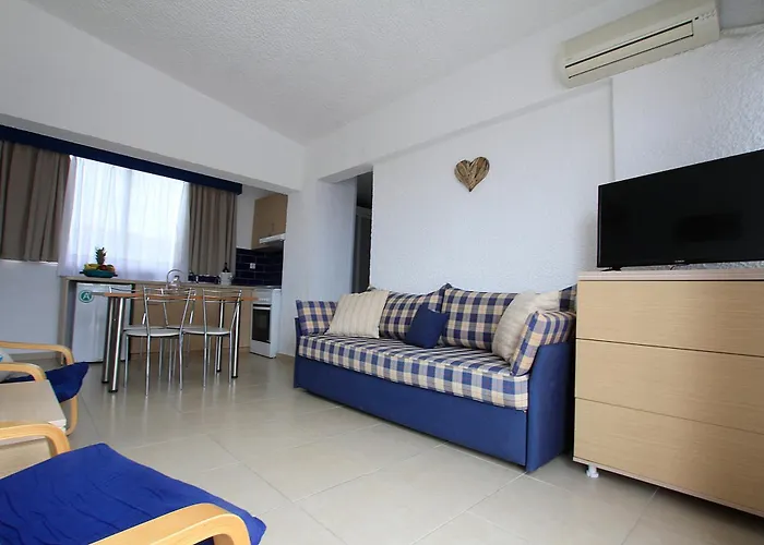 Christiana Hotel Apartments
